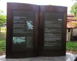 You can also see the landmark where Japanese troops first attacked Allied forces in Singapore at the time of the Second World War, It is known as Sari